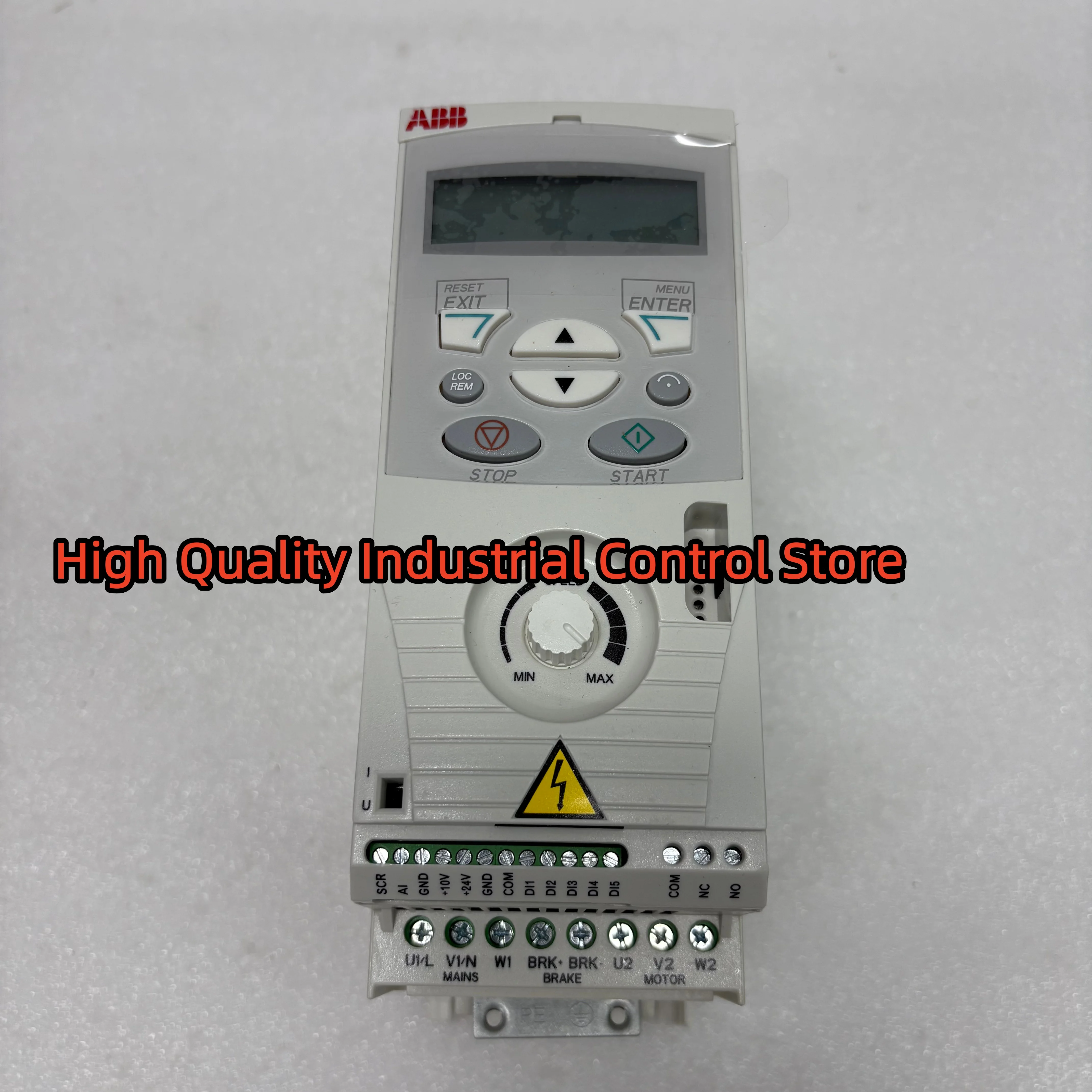 새로운 오리지널 ACS150-03E-03A3-4 주파수 변환기