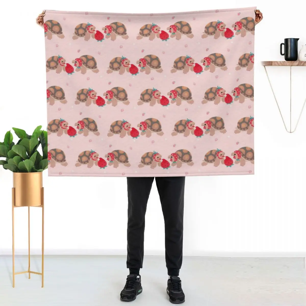 

Tortoises love strawberries Throw Blanket Men's Soft Warm Throw Blanket for Couch