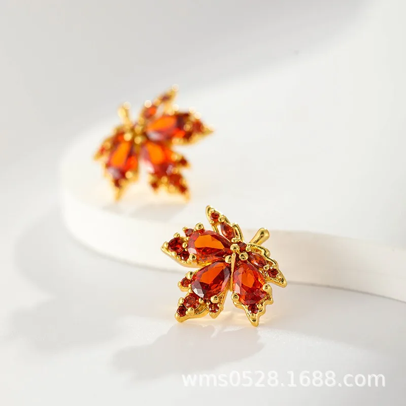 

Stud Earrings Leaf Inlaid with Red Zircon Needle Qingdao Jewelry Women's Earrings Earrings