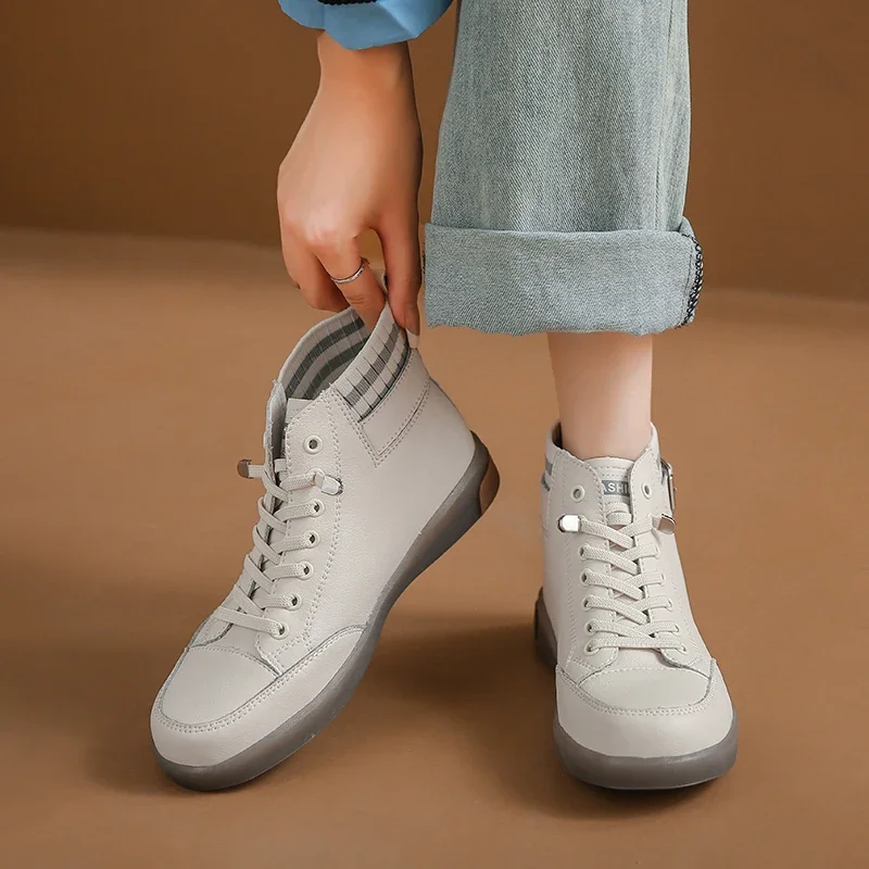 Big Brand Thick Soles Soft Soles 2023 New Autumn Comfortable High Top Elastic Mother Shoes Breathable Flat Casual Shoes Women