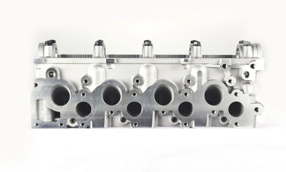 OEM RF/RFN 908741 New Cylinder Head Engine Parts For Mazda Suzuki Models R2L1-10100A R2L1-10100D