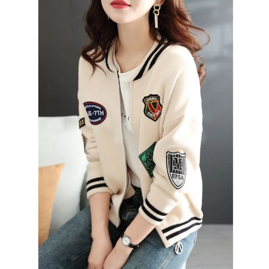 

Women's Fashion Label Short Baseball Uniform Top Long-Sleeved Outwear with Flap Pocket Pants Petite Style Autumn