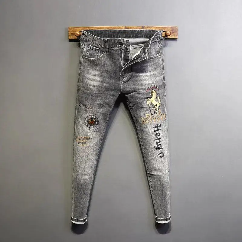 

2026 Spring Autumn New Smoke Gray Embroidered High-End Jeans for Men Slim-Fit Trendy Stretch Pants Trendy Brand Denim Man Pants