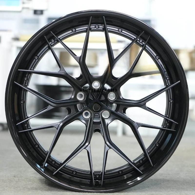 

Кованые диски X5 G05 Custom, 2 части, 22*10J ET26, 22*11.5J ET33, 5*112, 66.6, черный центр и глянцевый черный обод