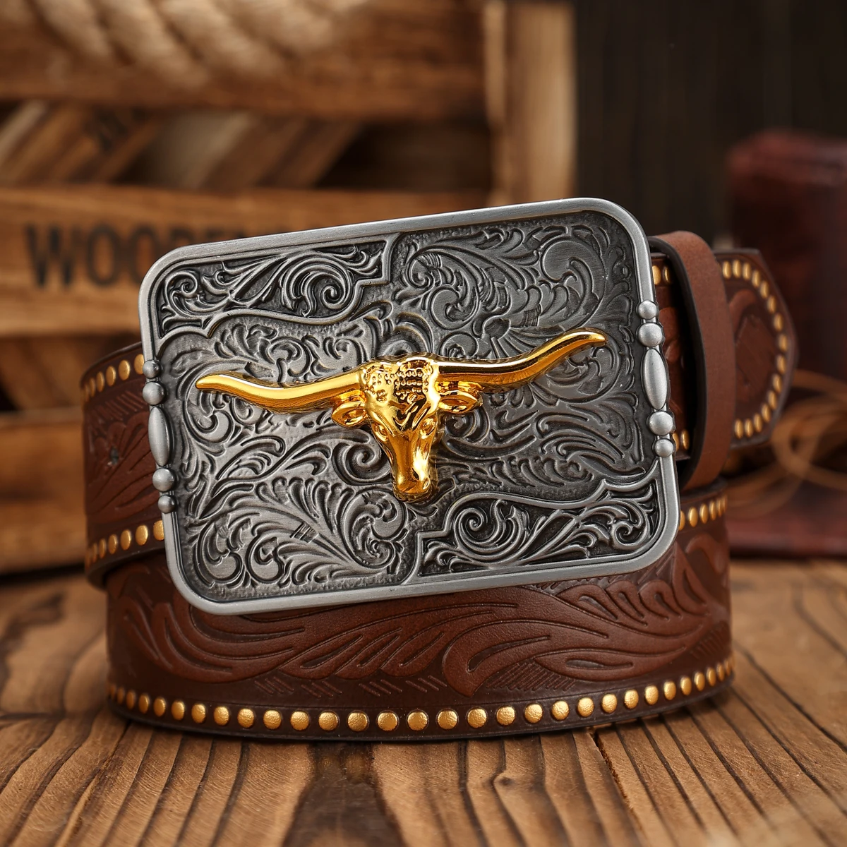 A Western-style PU belt suitable for both men and women, in Bohemian style and retro, is perfect for daily casual outings