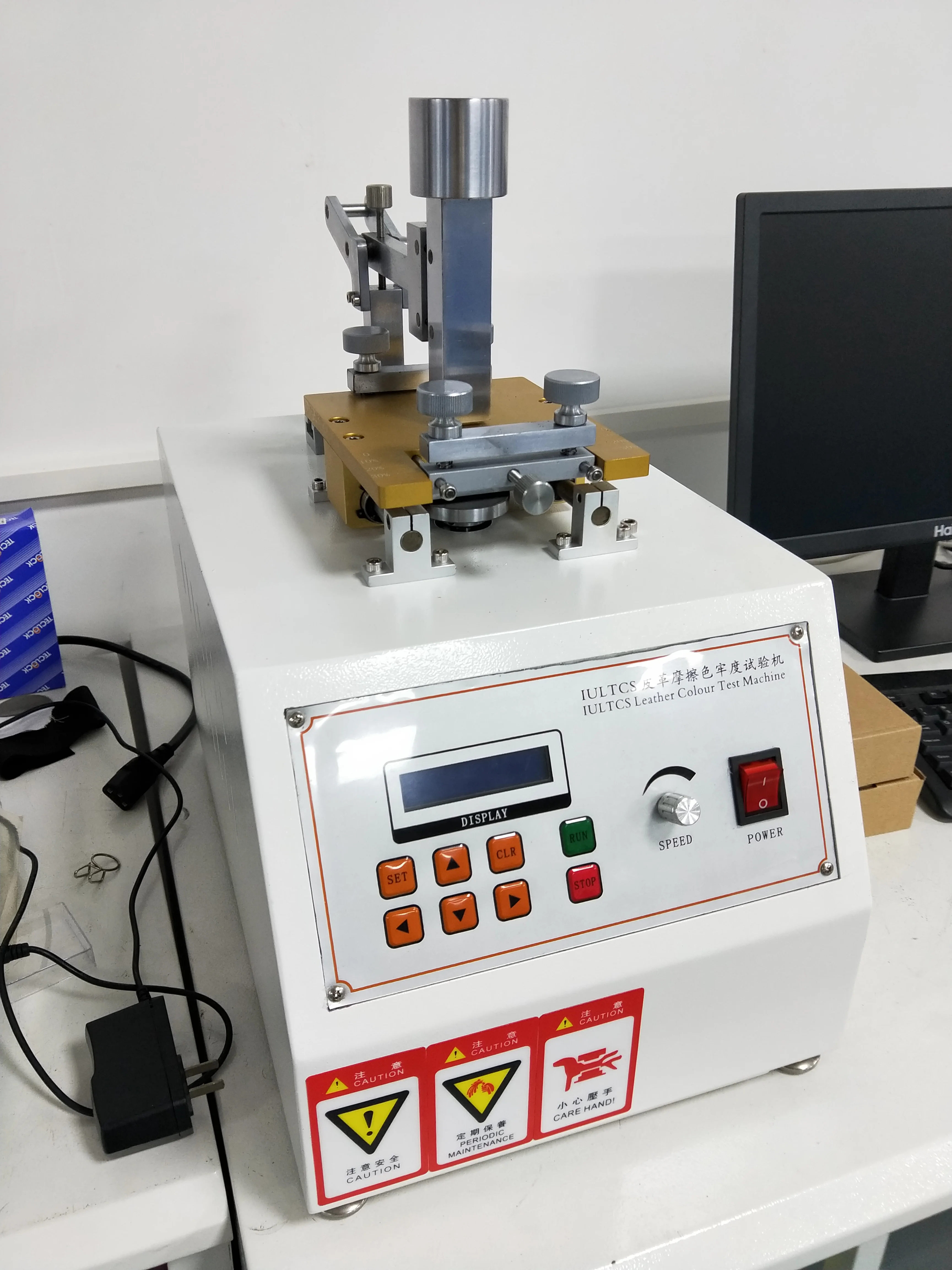 ISO 11640 SATRA TM 173 Friction Leather Color Rubbing Fastness Tester