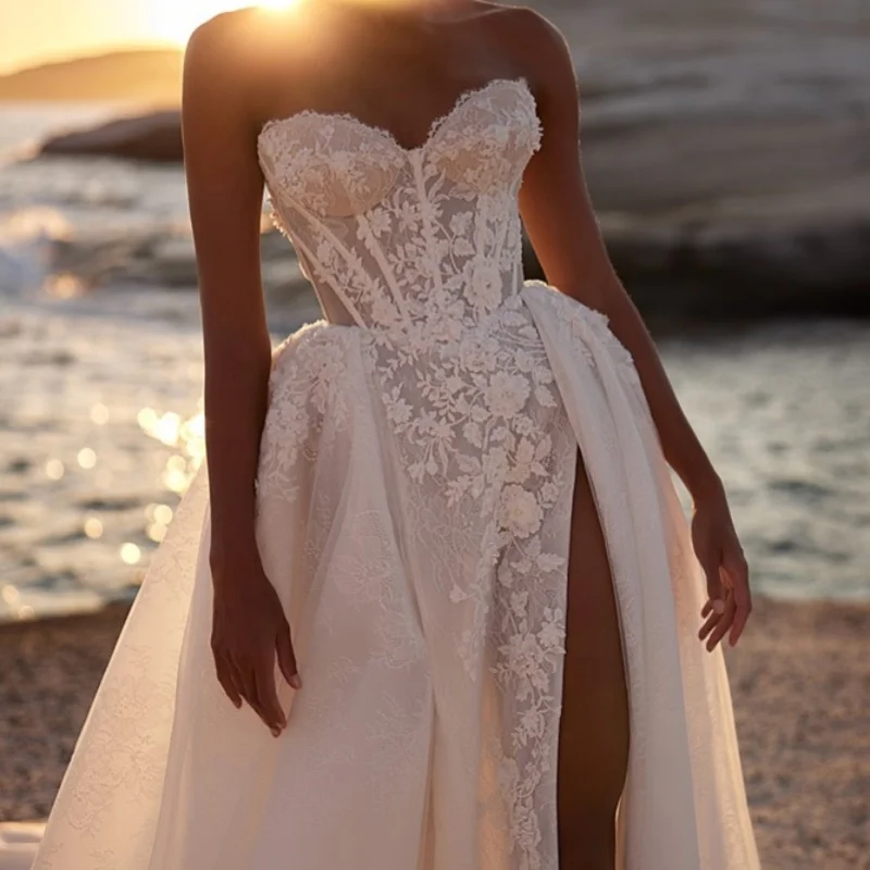 

Простые блестящие белые свадебные платья, блестящие кружевные кристаллы, 3D цветочная наклейка, вентиляционный стиль, многослойные платья, на заказ