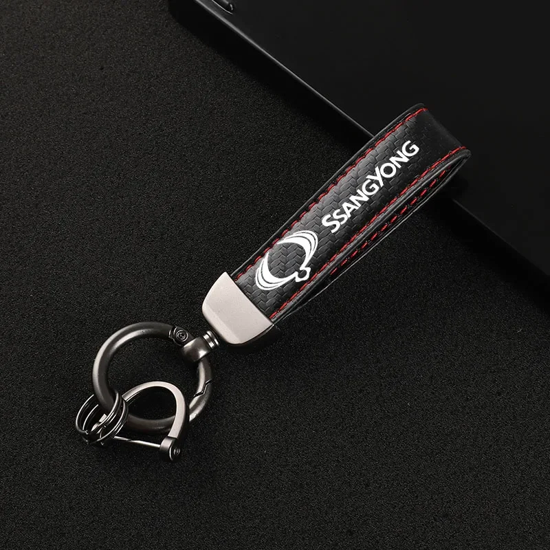 High-Grade Leather Car KeyChain 360 Degree Rotating Horseshoe Key Ring For ssangyong 2016 2017 2018 2019 2020 car Accessories