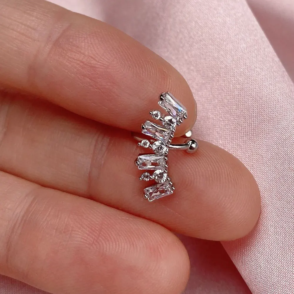 1Piece Fashion Gold Color Leaf Clip Earring For Women Without Piercing Puck Rock Vintage Crystal CZ Ear Cuff Girls Party Jewerly