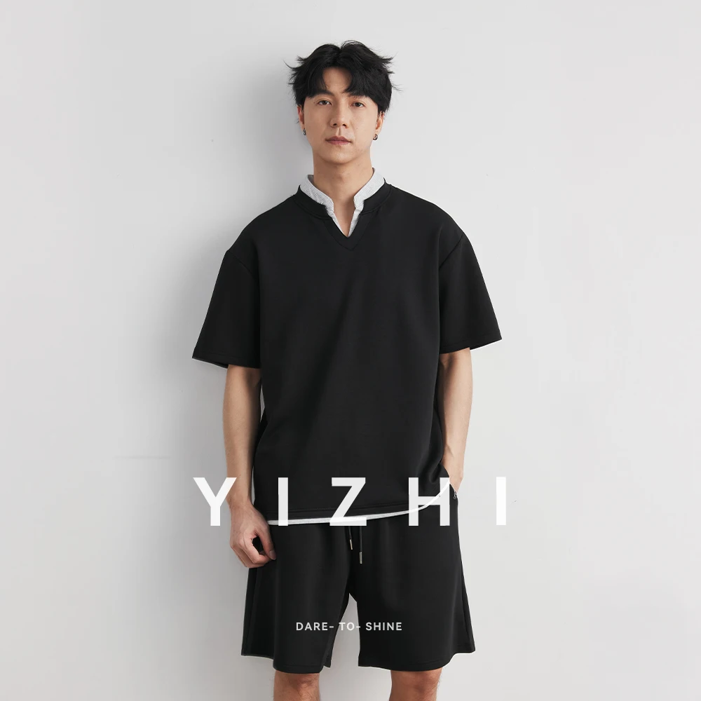 

Men's Air Layer Breathable V-Neck Fake Two-Piece Short Sleeve T-Shirt Set 2026 Summer Loose Shorts Casual Two-Piece Set