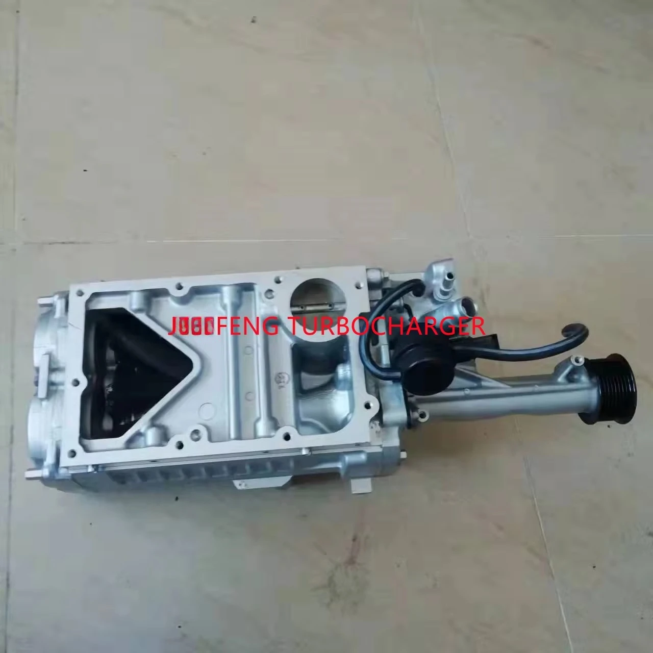 LR011341 LR040928 LR032056 5.0 Supercharger Fits for Jaguar Rover Range Rover Sport 335946 335954