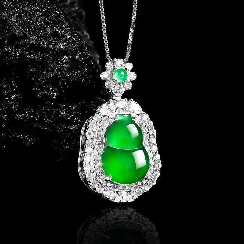 

Green Myanmar Jadeite Gourd Pendant Necklace Charm Talismans 925 Silver Burmese Jade Carved Amulet Fashion Accessories Stone