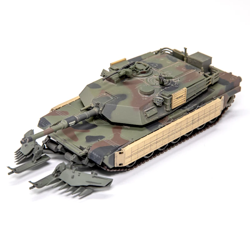 1: 72 DG63192 American M1A1 AIM TUSK Main Battle Tank Model with Minesweeper Finished product model