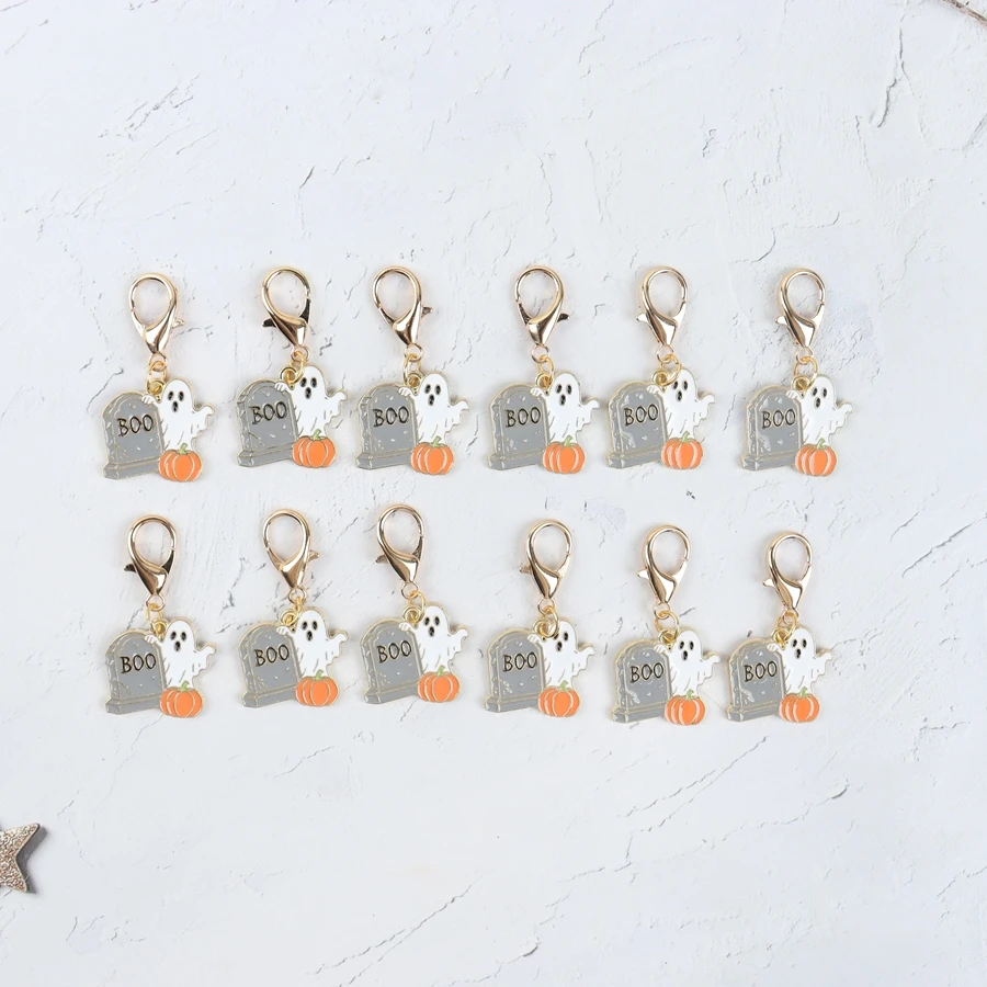 12 Halloween Boo Keychains, Party Keyring Gift Packs, Holiday Party Gifts, Suitable for Giving to Family, Friends, Teachers, Neighbors, and Colleagues, Halloween Novelty Pendants. Decorative Backpack Pendant.