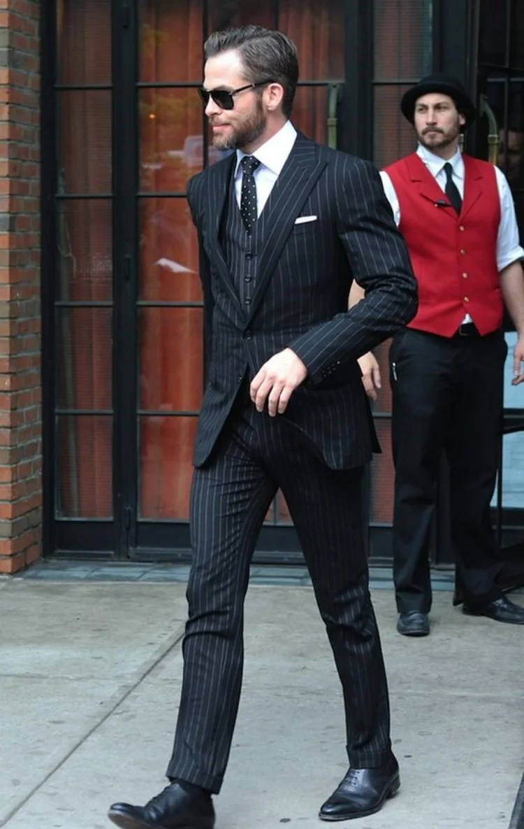 

3 Pieces Black Men's Striped Suit Peak Lapel Single Breasted Jacket Vest Pants Tuxedos for Wedding Business Party Prom Suits