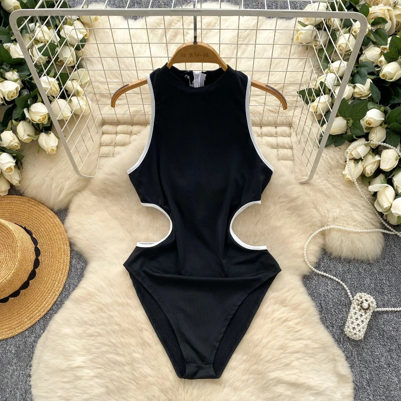 Spicy girl sexy hollow out waist cincined sleeveless jumpsuit round neck color blocking beach vacation style swimsuit