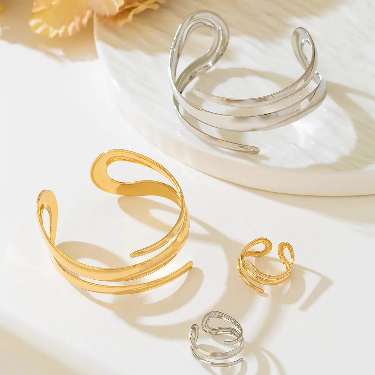 الفولاذ المقاوم للصدأ قطرة الماء الإسورة الدائري مجموعة للنساء الفاخرة هندسية دمعة مفتوحة المعصم غير النظامية الملتوية سوار مجوهرات #4