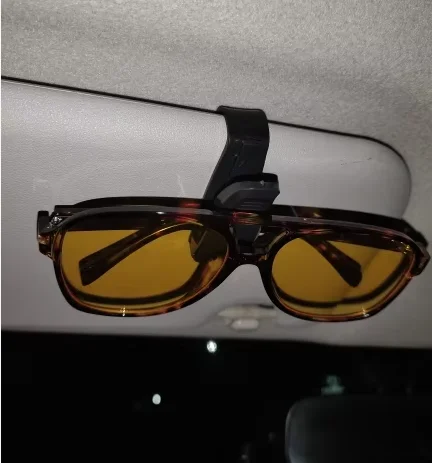 

4PCS/Set Car Sun Visor Glasses Fastener Clip Holder For Sunglasses Eyeglasses Ticket Card Universal Multi-Function Interior Part