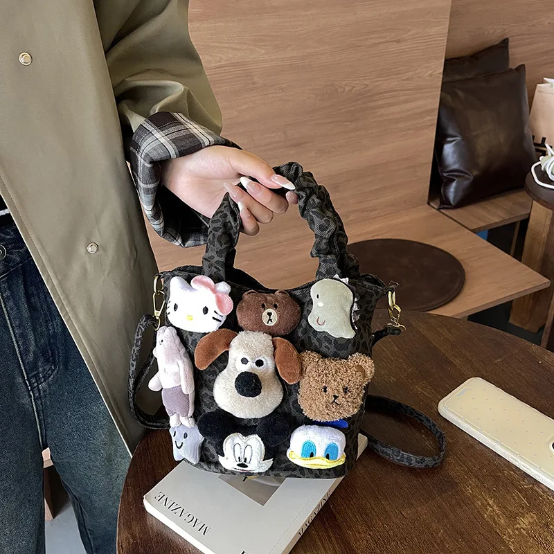 Wrinkled handbag bag female 2024 yk2 fall new fashion shoulder crossbody bag cute cartoon bucket bag female bag