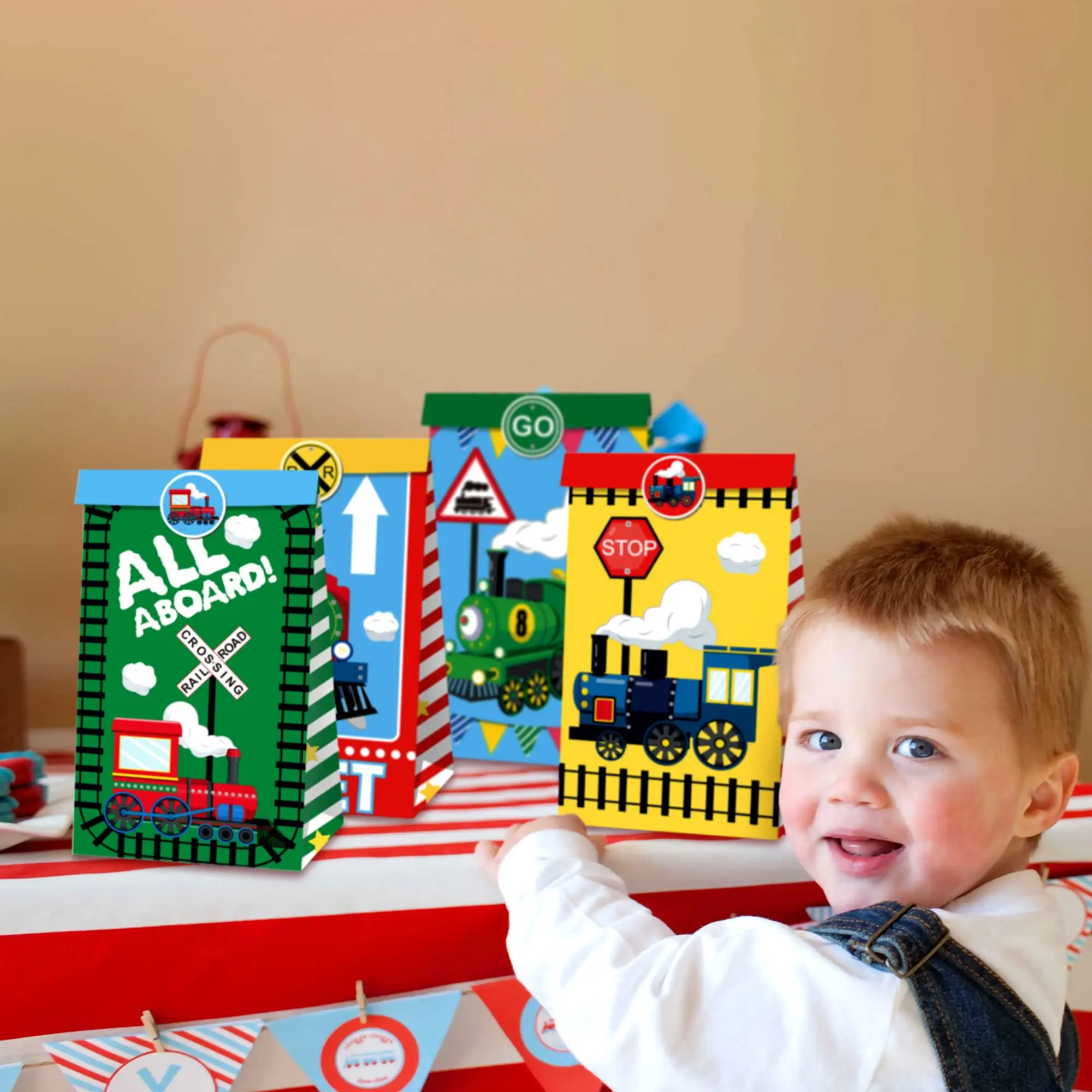 Zug-Geburtstagsdekorationen, Zug-Partygeschenke, Zubehör, Zug-Kuchenaufsätze, Schnapparmbänder, Geschenktüten, Füllstoffe, Preis, Kindergeburtstag – Detail 5