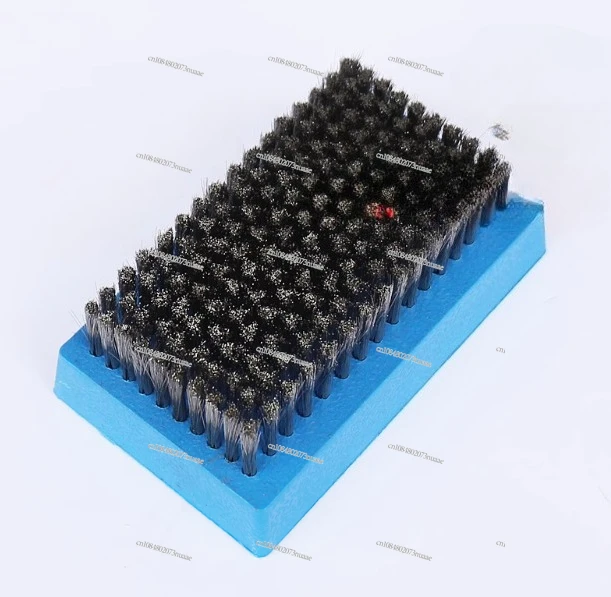 

Brush Plastic Handle Steel Wire Brush Wallpaper Printing Anilox Roll Cleaning 0.076 Wire Diameter Corrosion and Resistance