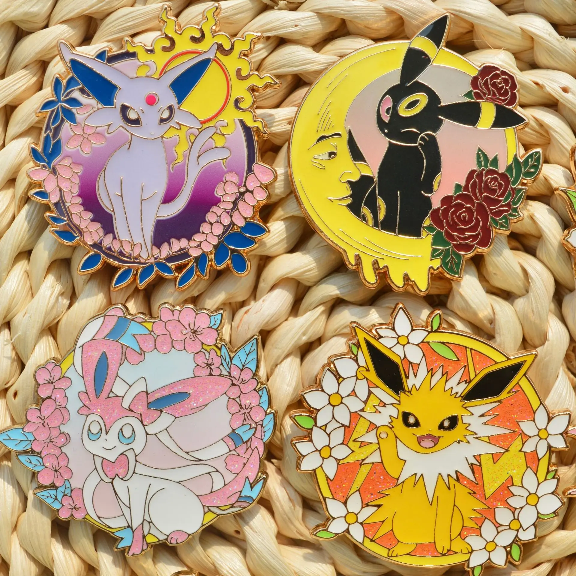 

pikachu pokemon diy ibrapid enamel metal badge cute brooch accessories anime European and American children Halloween gifts