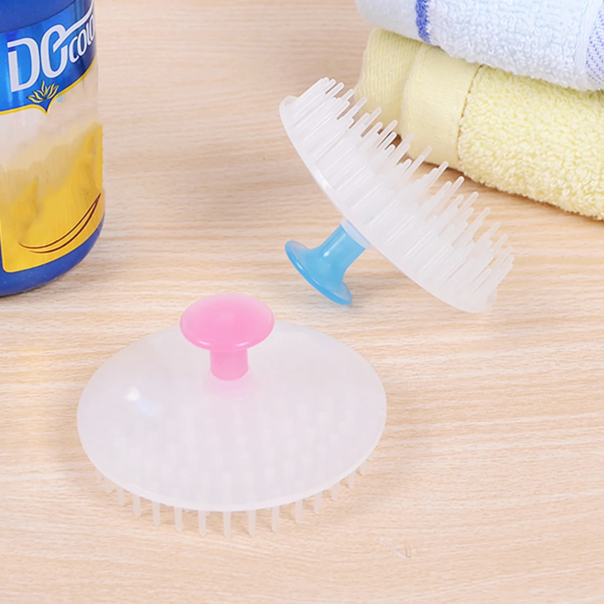 

2pcs Shower Hair Portable Shampoo Brush For Women, Scalp Massager Tool, Bathing Cleaning Supply, Water-Resistant Hair Scalp