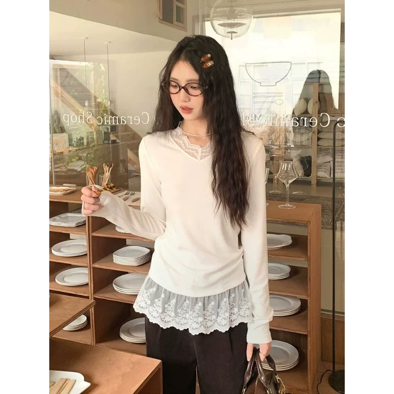 

French Retro Gentle Style Sweet and High-end Lace Inner Layering Bottoming Shirt Top for Women