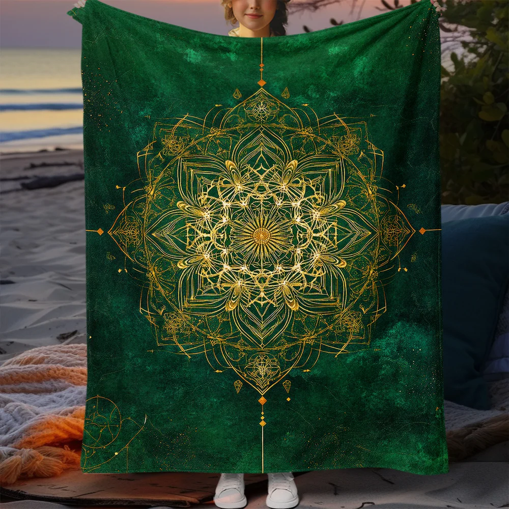 Green Totem Print Cozy Throw Blanket, Ethnic Tribal Pattern Couch Bed Warm Wrap for Nap, All Season Decor Gift