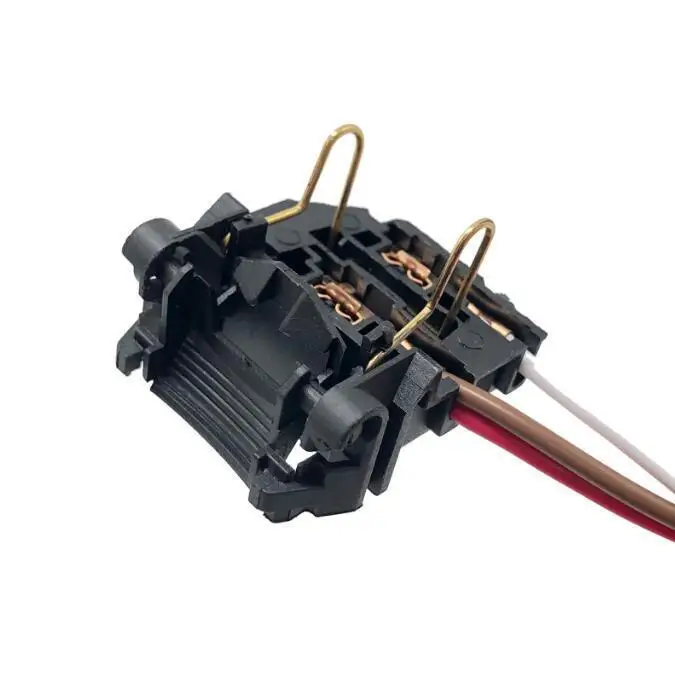 

H7 Low Beam Lamp Headlight Black Bulb Holder Adapter Harness For Ford Focus MK2/3 Low Beam Light Bulb Base With Cable