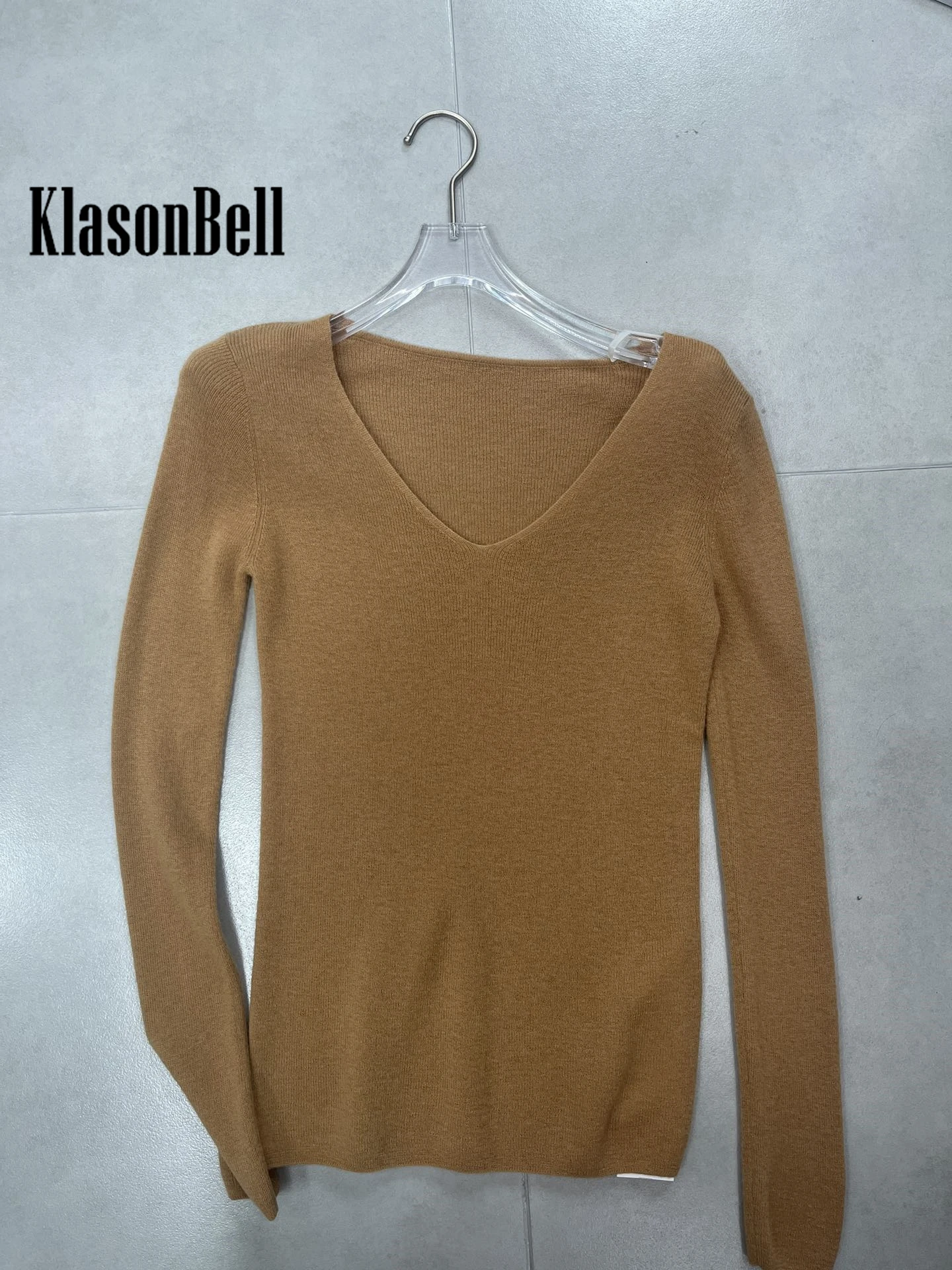 10.17 KlasonBell-Women\'s Soft Comfortable Cashmere Wool Knit Blend Subcoating V-Neck Pullover Sweater