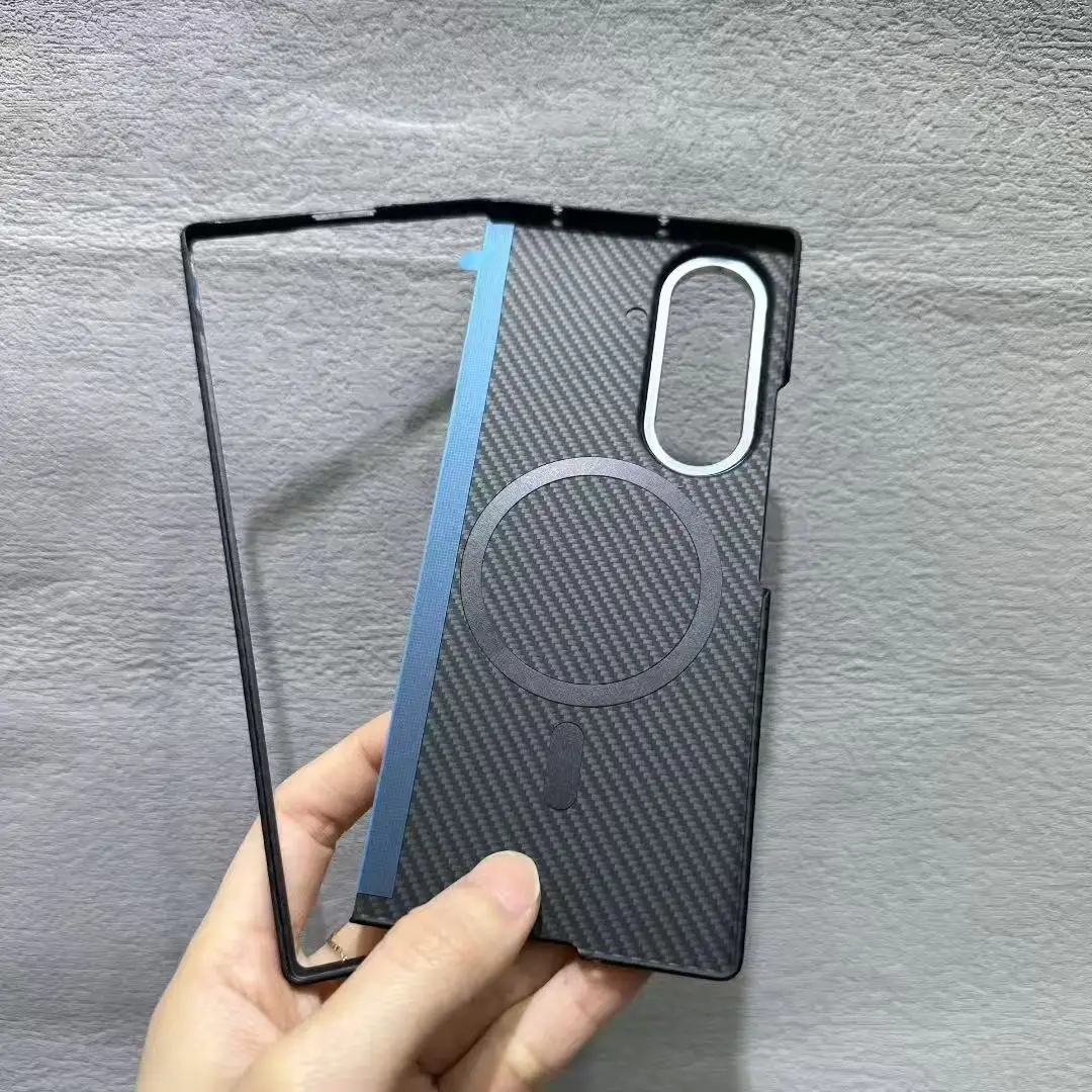 Thumbnail 2 - #50 Cheap Samsung Z Fold 7 Cases Worth Buying