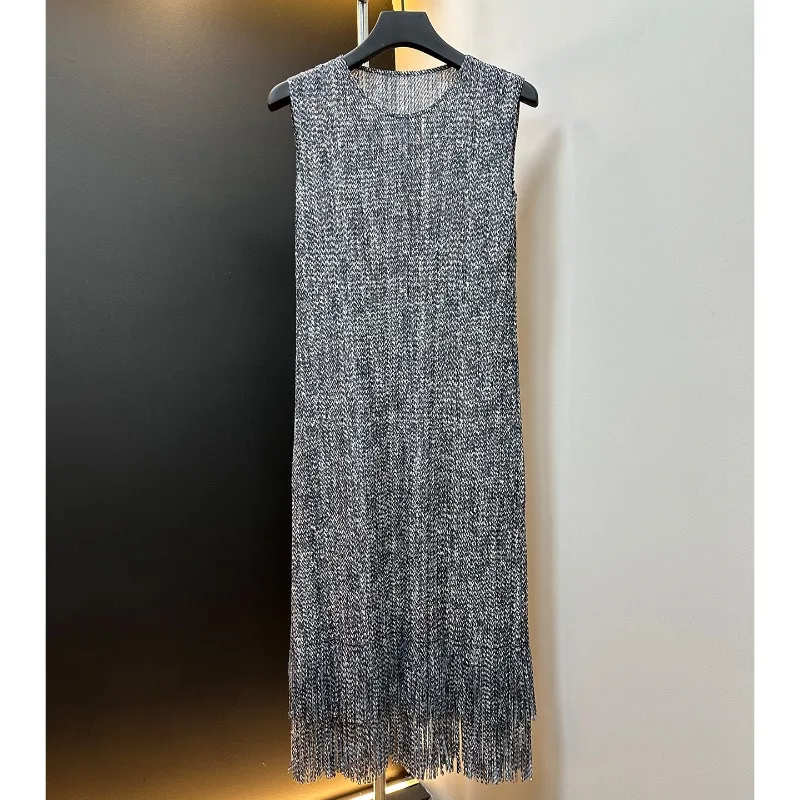 

Miyake Pleated New Sleeveless Dress High-end Casual Pleated Solid Color Elegant Fashion Round Neck Versatile Tassel Mid-length