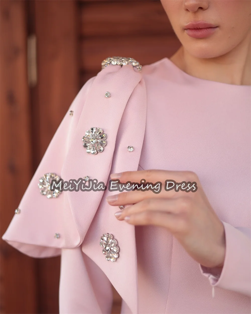 Simin كريب a-line رقبة دائرية كشكش طول الكاحل فساتين سهرة سعودية بسيطة للنساء 2025 مع ثنيات مطرزة فستان الحفلات العربية #3