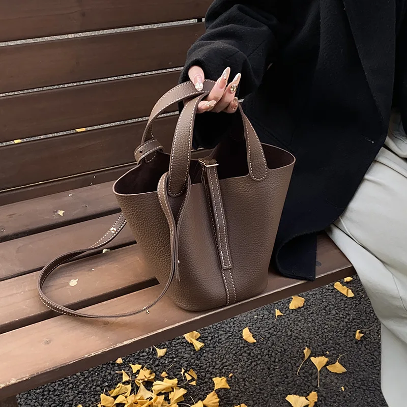 

New! Retro - minimalist Small Handbag for Women - High - end Texture, Versatile & Commuting - friendly, Shoulder/Crossbody Bag