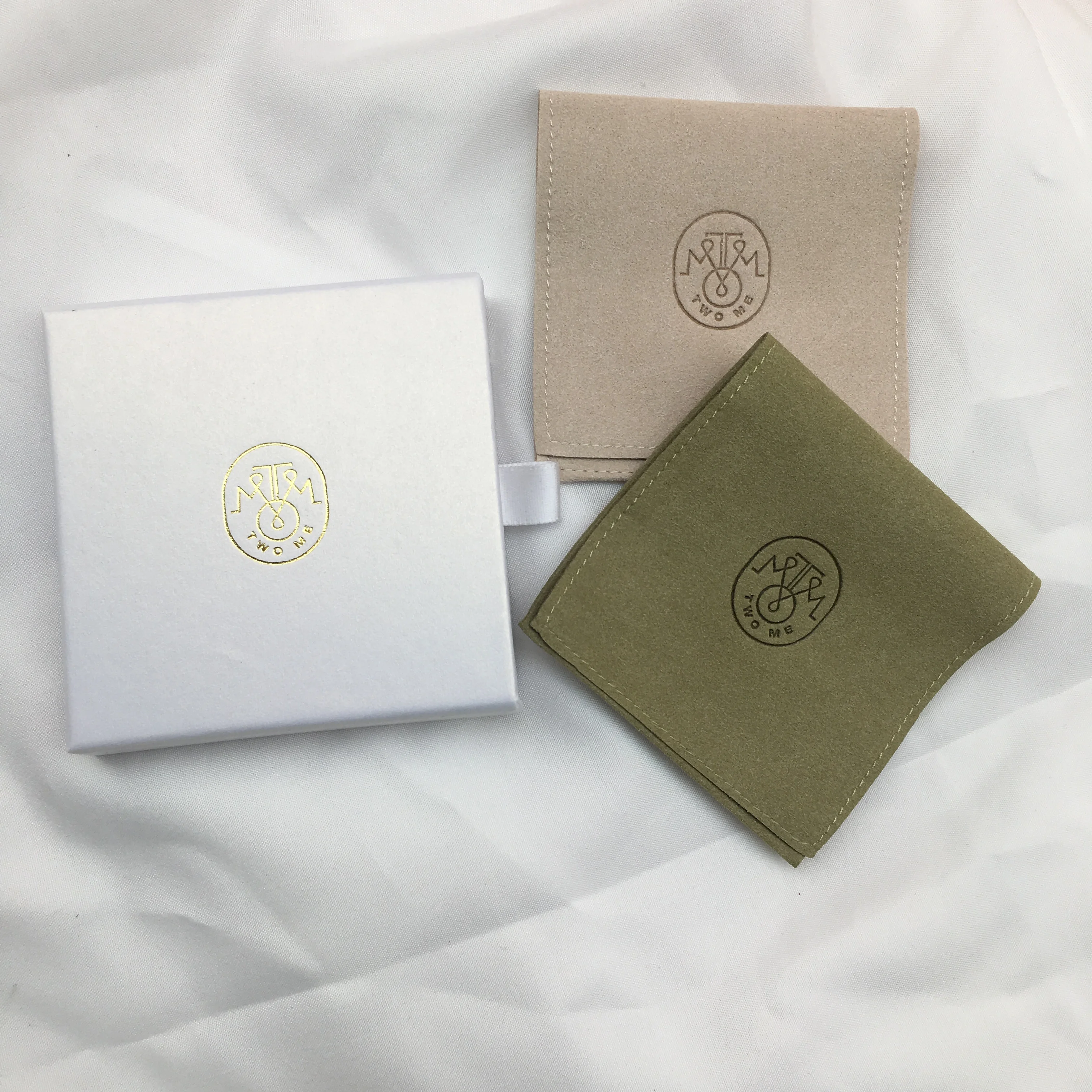 

Personalized Logo 8x8cm Jewelry Bag and 9x9x2.5cm Black Custom Drawer Paper Box Print Ring Packaging Gift Pouches Wedding Favor