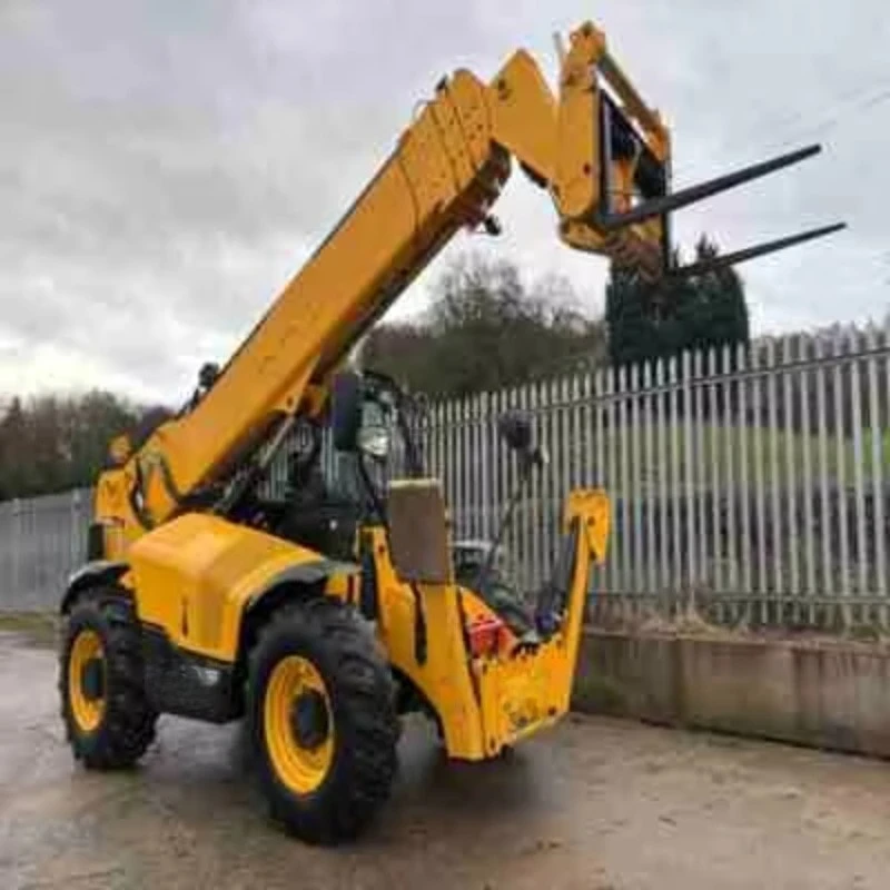 Customized Transporting Telehandler 538-60 Pallet Lift with 4WD Off-Road Solid Tires Single Stage 3m Fork Height