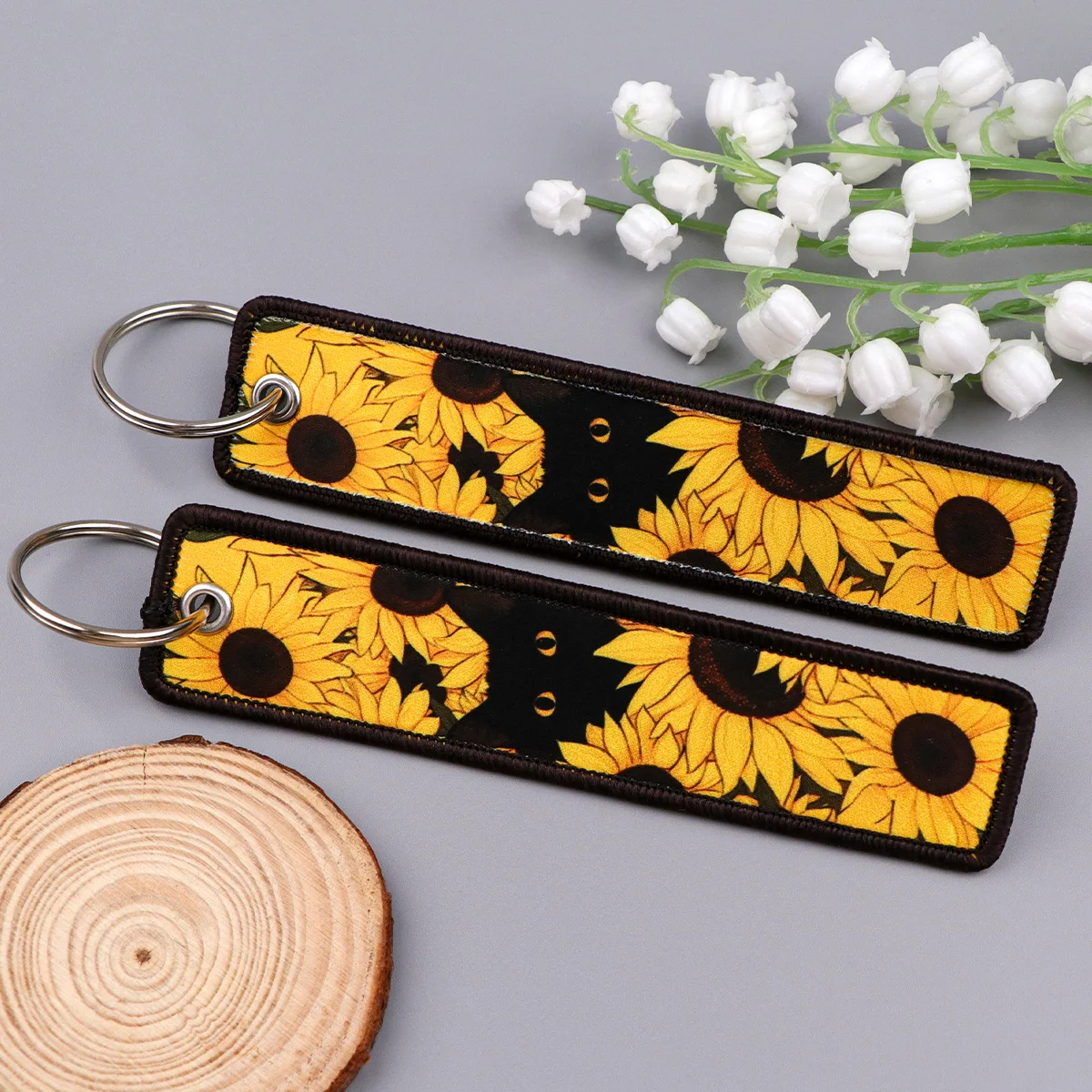

Sunflower Embroidery Key Fob Cute Black Cat Key Tag For Cars Backpack Keychain Fashion Keyring Gifts for Men Women Accessories