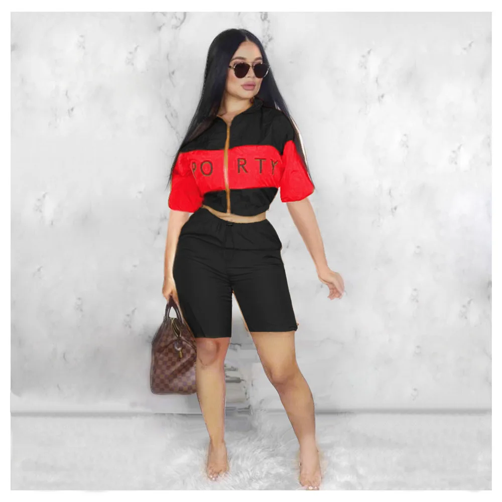 

2025 New Spring Fashion Casual Sports Set With Splicing Zipper, Short Sleeve, Solid Color, 5-point Pants And Shorts Set