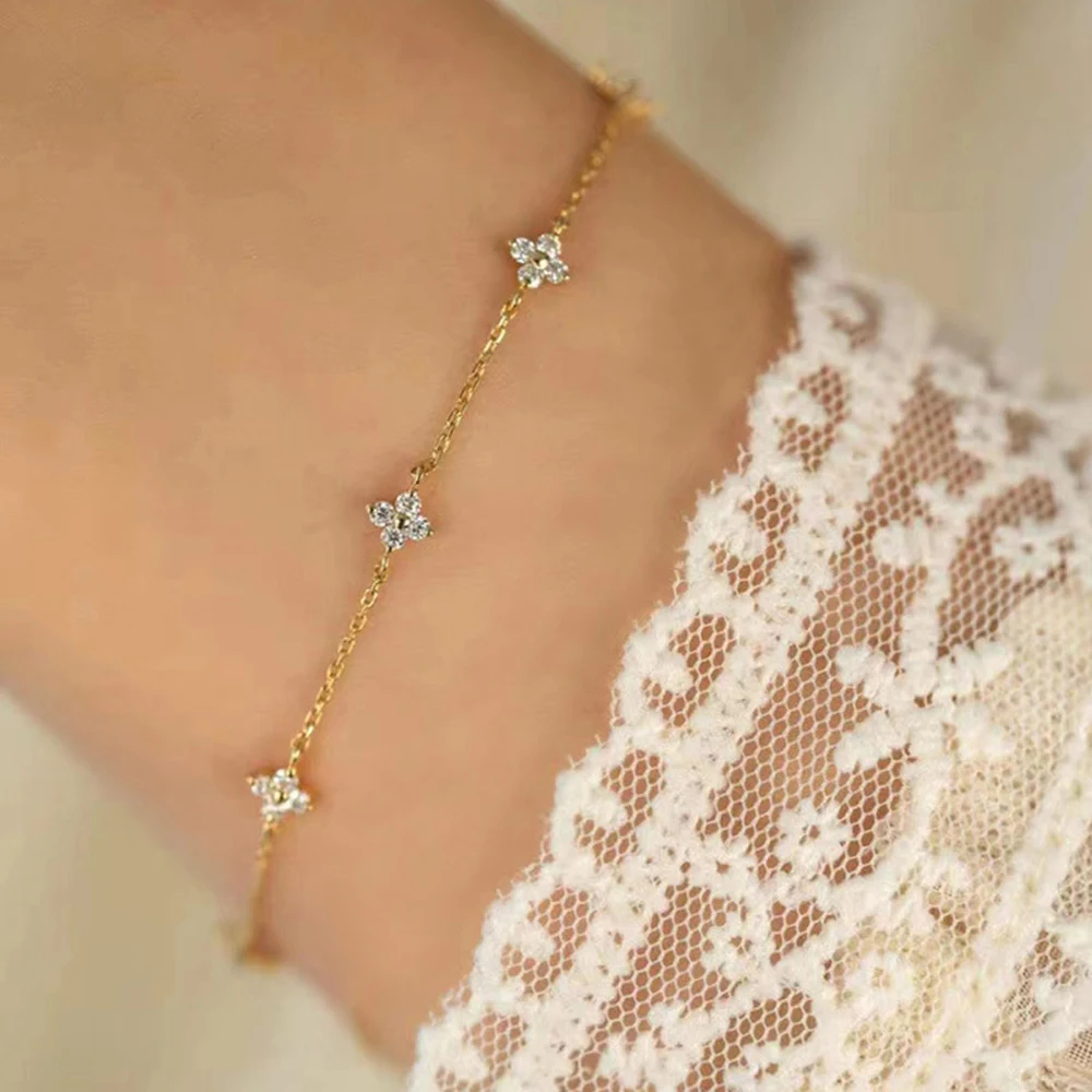 Glänzendes 18-Karat-Gold-Armband mit glänzendem Zirkon und blauer Blume für Frauen und Mädchen, koreanisches Temperament, exquisite Schmuckgeschenke