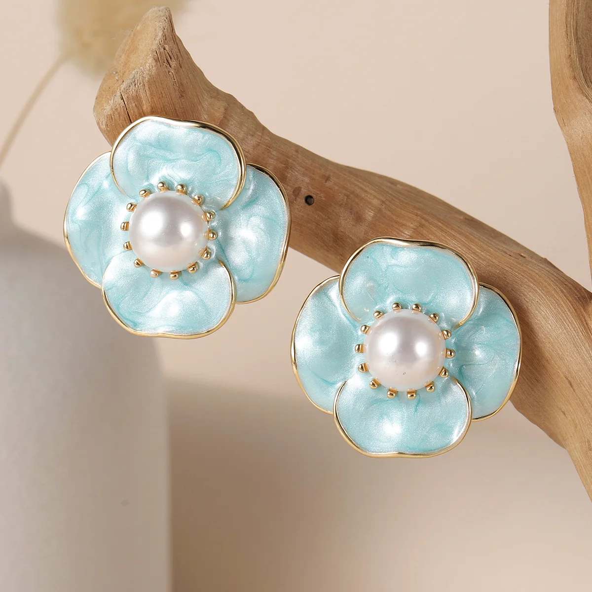 

Elegant Enamel Flower Pearl Stud Earrings for Women - Fashion 18K Gold Plated Floral Petal Jewelry Daily Ear Charm