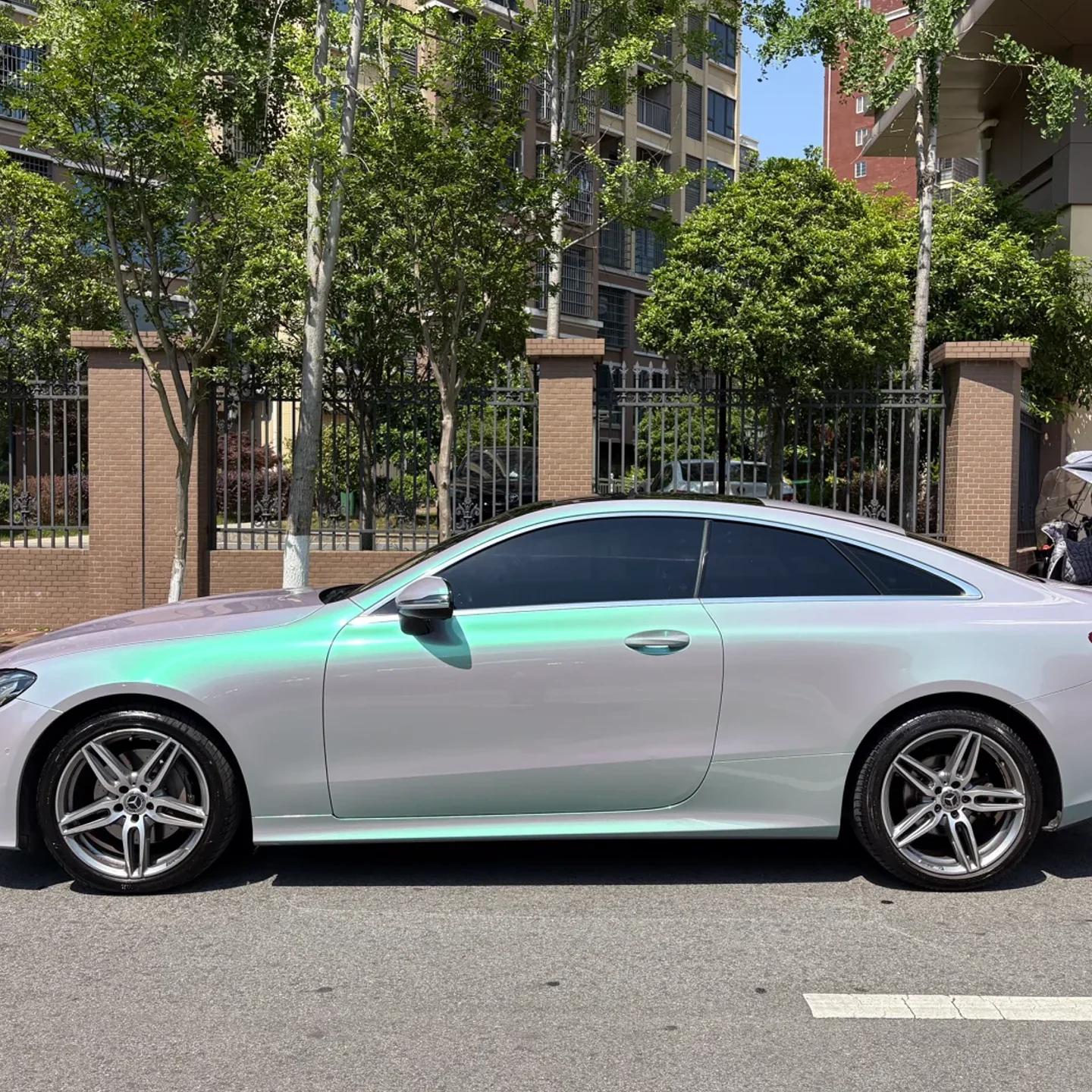 PET Dream Turquoise Green Vinyl Wrap for Cars Glossy Color Shift Film Air Release Car Styling Roll Factory Wholesale