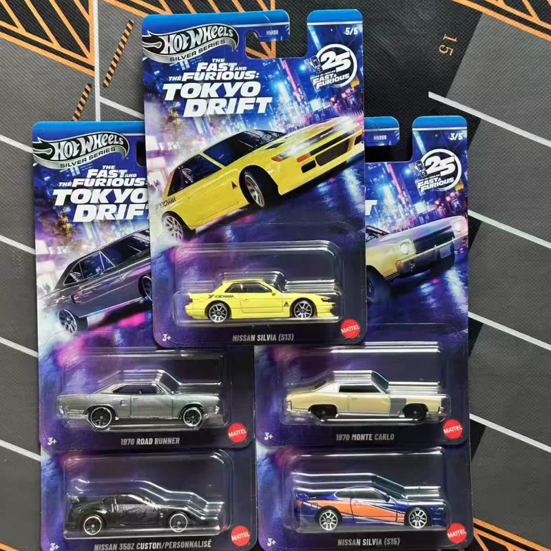 الأصلي في المخزون عجلات ساخنة HNR88 سريع وغاضب J حافظة K حافظة L حافظة M سلسلة يموت يلقي نموذج مجموعة سيارة مفاجأة هدية