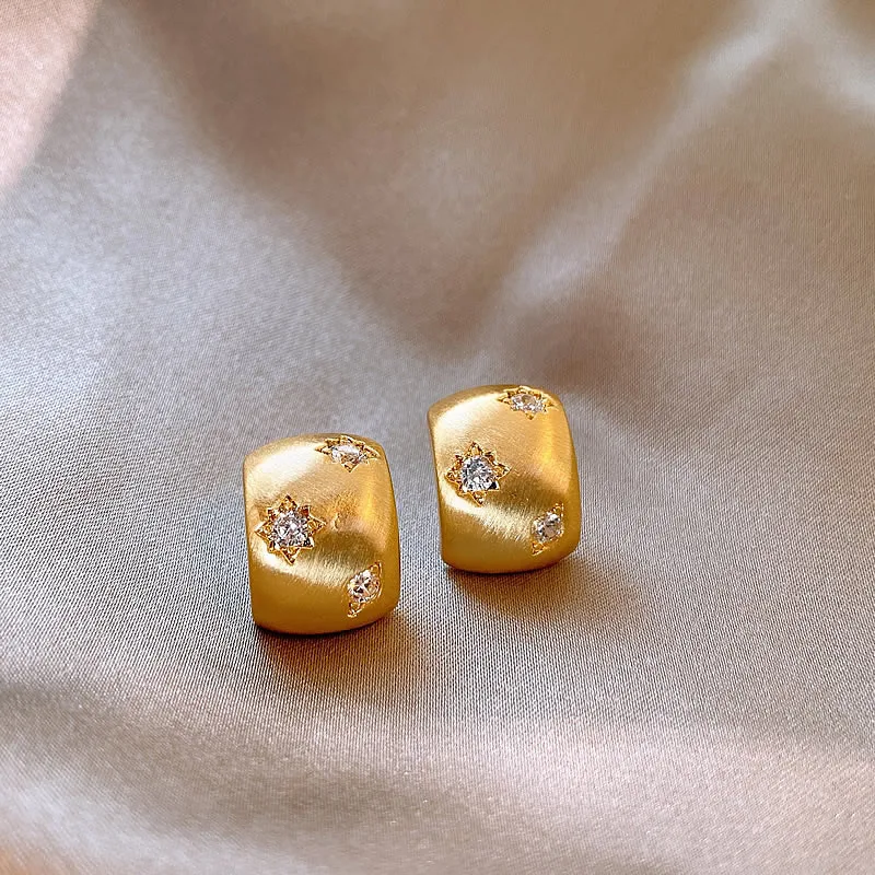 Metal Copper Alloy Brushed Zircon Octagonal Star Earrings For Womens Exquisite Fashion Jewelry New Style Temperament Accessories