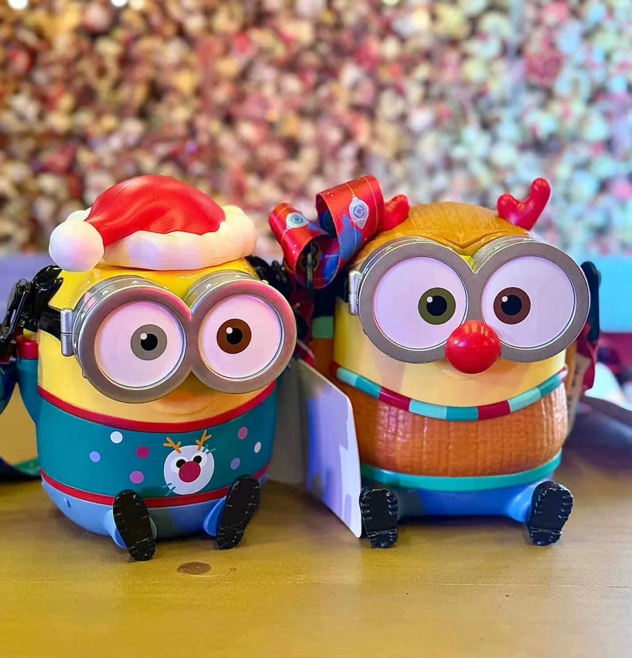 

Universal Studios Christmas Exclusive: Minion Bob Reindeer Plastic Cold Drink Cup & Water Bottle - Souvenir, Kids' Toy & Gift