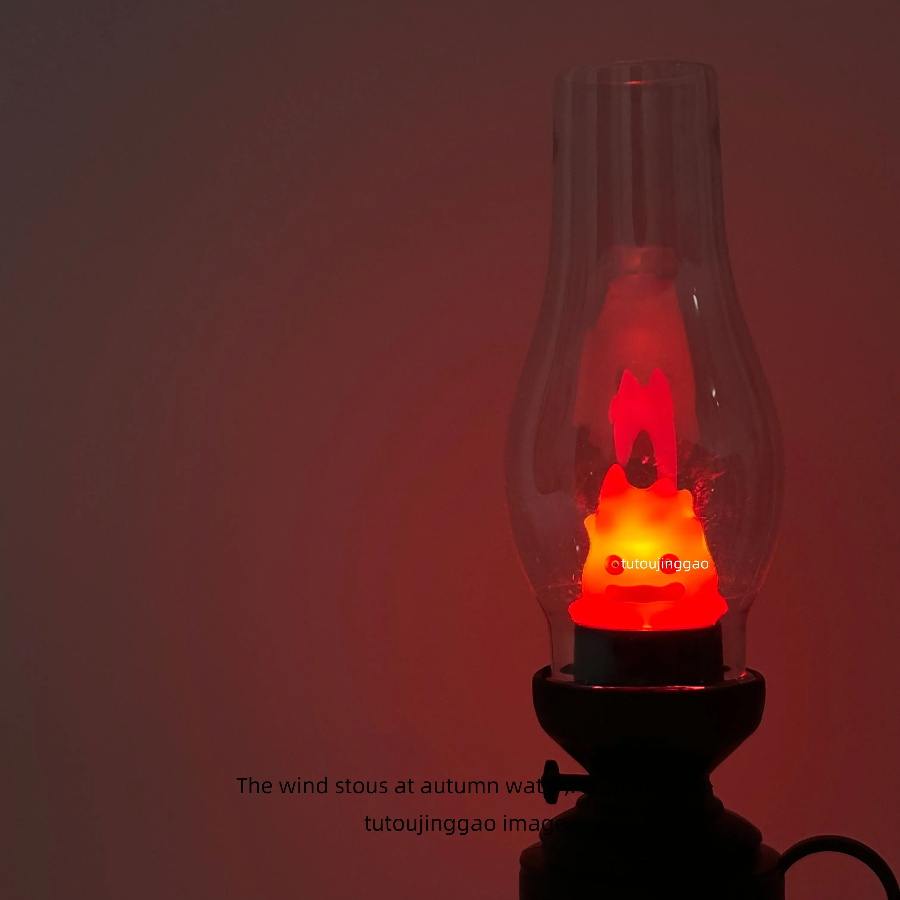 Look, burning Cassifa flame night light, faint kerosene candle light ambient light gift