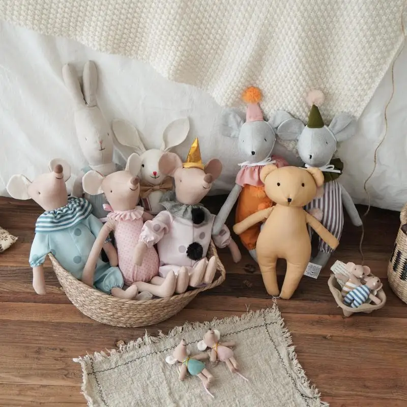 Ins جديد الشمال نمط الأطفال الماوس انفصال دمية طفل القطن الكتان ديناصور دمية عيد الميلاد الديكور الدعامة الوليد هدية