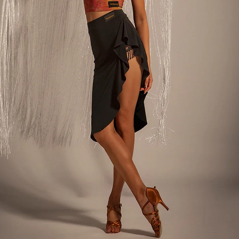 Czarna koronkowa spódnica do tańca latynoamerykańskiego z frędzlami, seksowna, z rozcięciem, zdobiona dżetami i chwostami, strój do ćwiczeń tanecznych, spódnica do samby, rumby, w panterkę, DNV16098