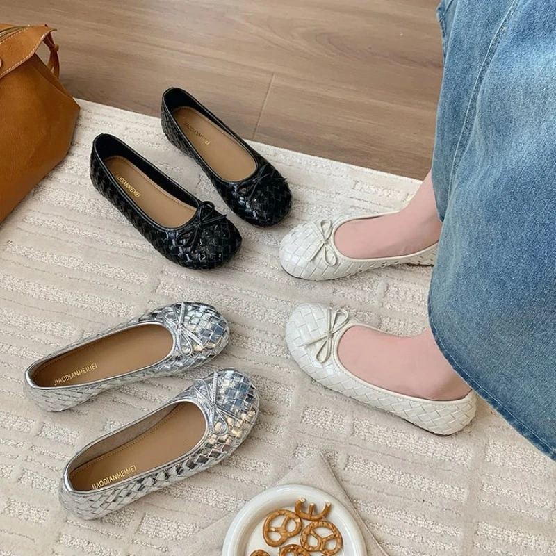 

Французские винтажные тканые неглубокие одинарные туфли для женщин, лето и осень 2024, универсальные балетки без шнуровки на плоской подошве с бантом