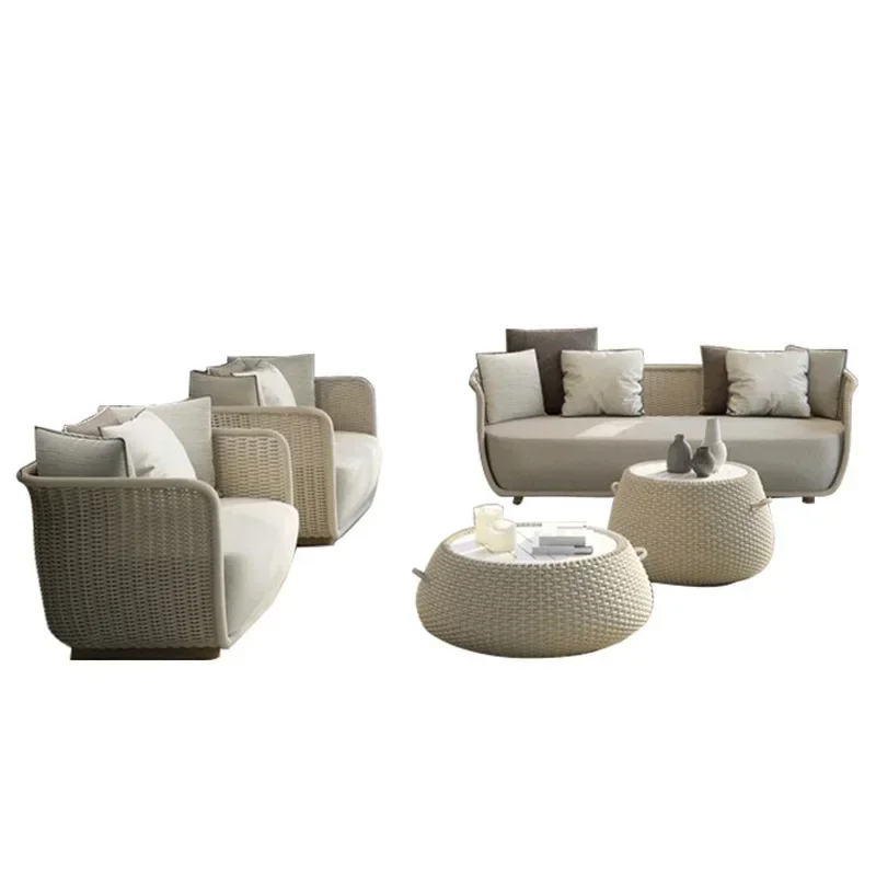 屋外ソファはシンプルで、籐の屋外レジャーグッズです。